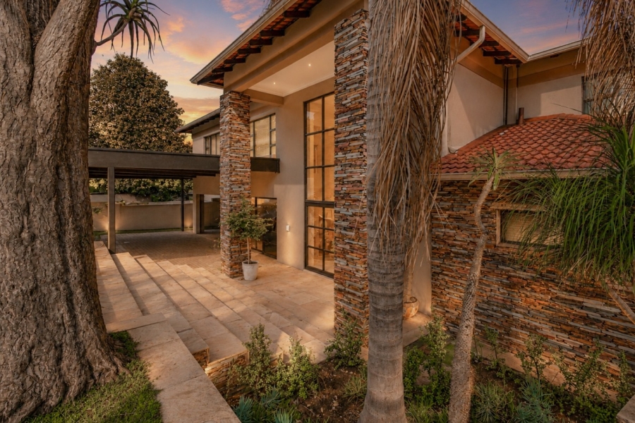 8 Bedroom Property for Sale in Birdwood Estate North West